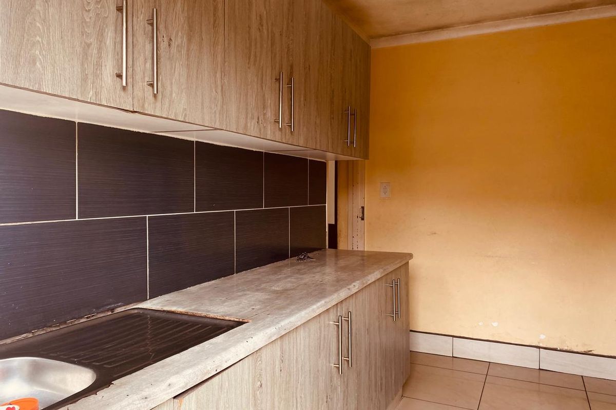 3-Bedroom Home in Prime Location - Photo 4