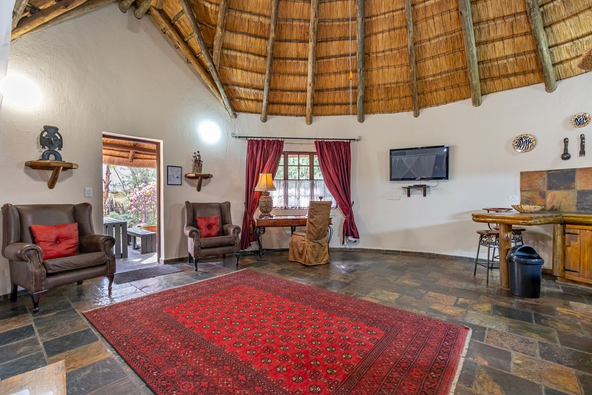 4-Star Lodge for Sale – Chartwell North, Johannnesburg - Photo 5