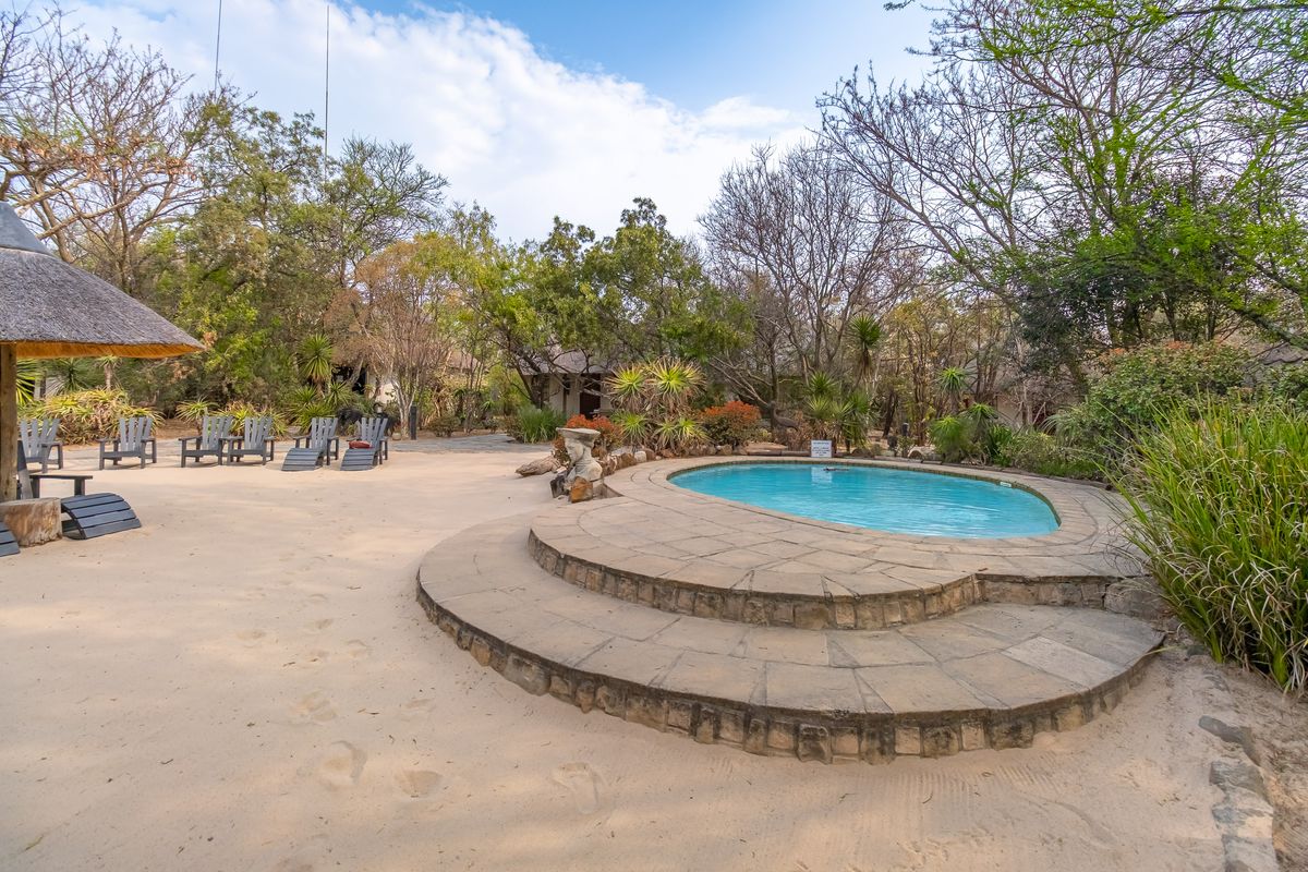 4-Star Lodge for Sale – Chartwell North, Johannnesburg - Photo 2