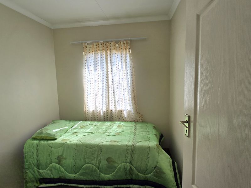 2-Bedroom house for Sale in Tasbet Park. - Photo 5