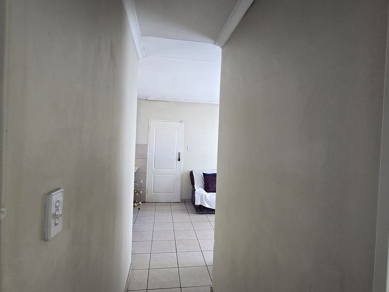 2-Bedroom house for Sale in Tasbet Park. - Photo 9