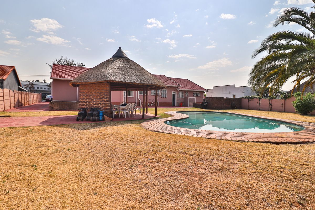 Your Dream Home or Business Space in an Excellent Location - Photo 2