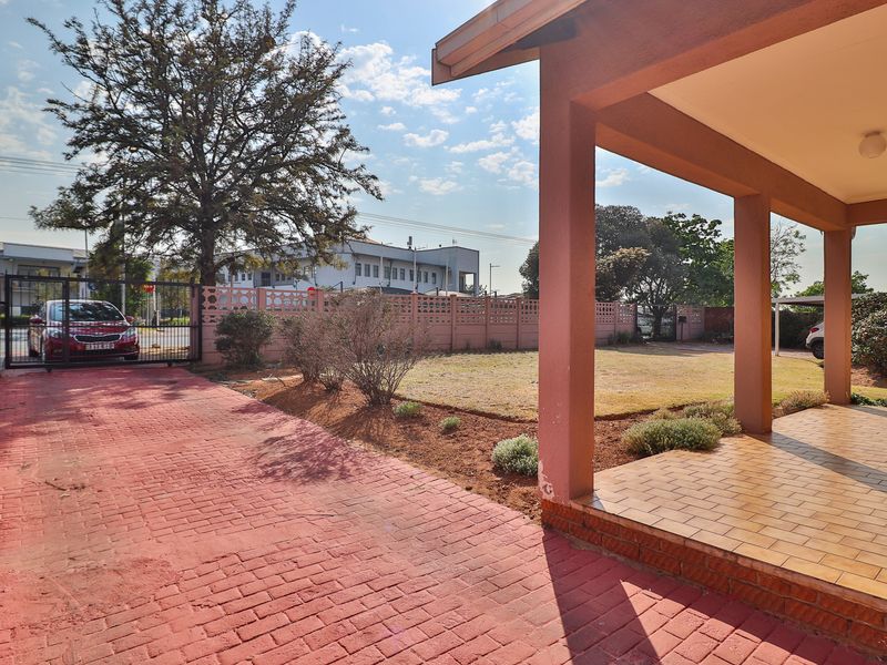 Your Dream Home or Business Space in an Excellent Location - Photo 4