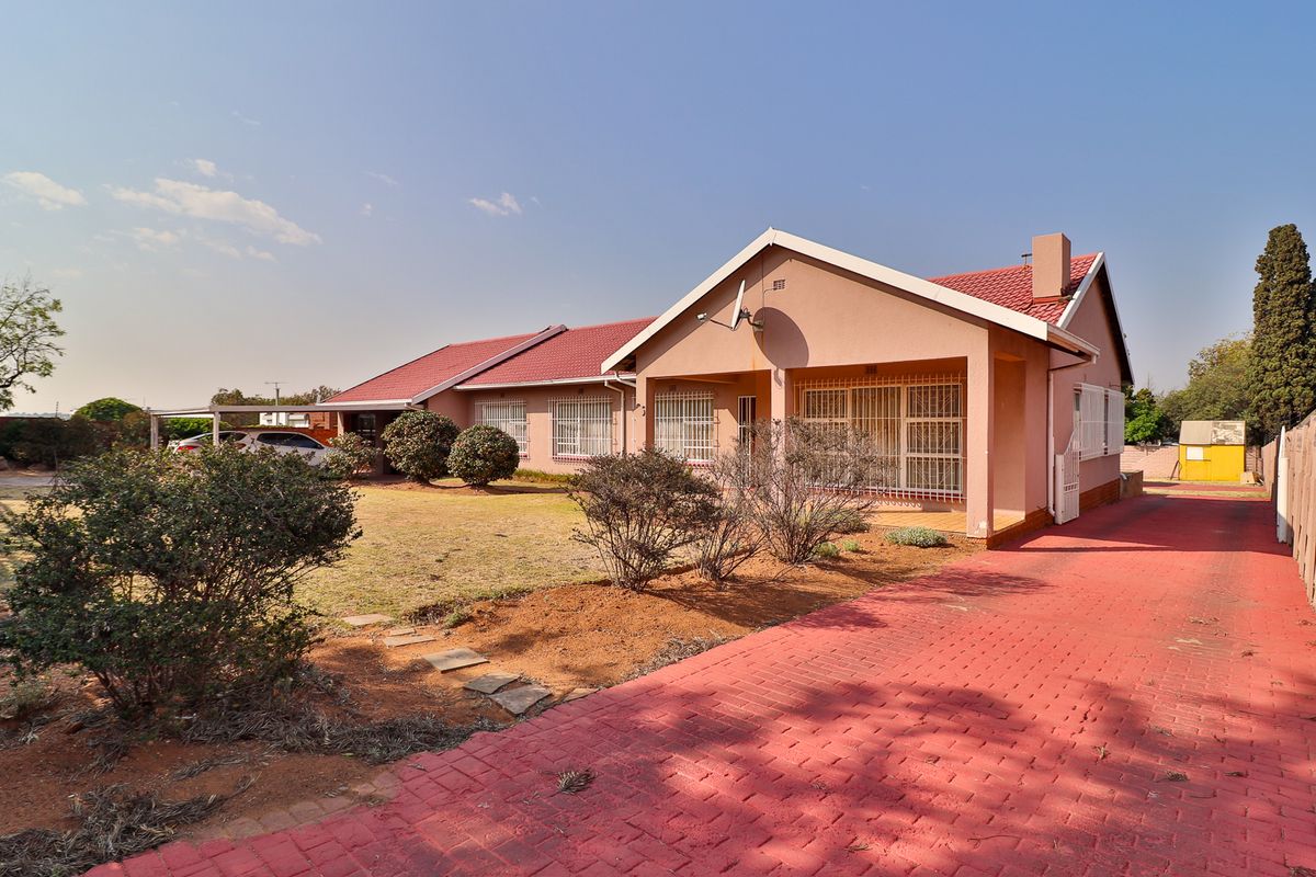 Your Dream Home or Business Space in an Excellent Location - Photo 3