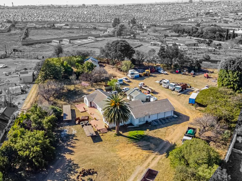 A Project with Immense Potential on 1 Hectare of Land - Photo 2