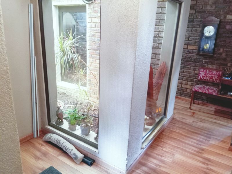 Serious Seller – Spacious 3-Bedroom Family Home for Sale in Secunda - Photo 2