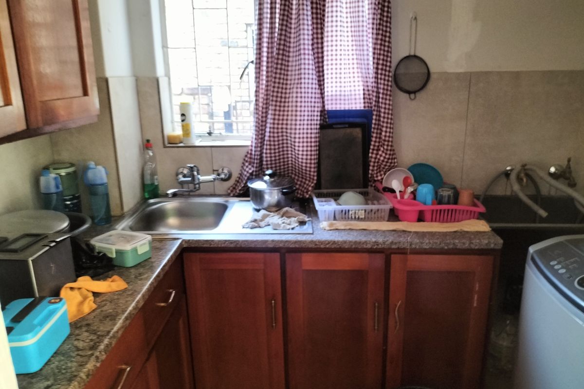 Neat Duplex with Loads of Potential in Pretoria North - Photo 5