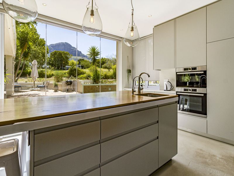 Stunning Position, North Facing with Mountain Views - Photo 3