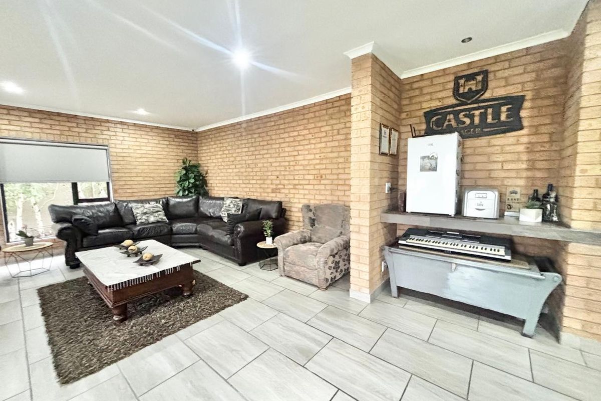 Modern Move-In Ready Family Home - Photo 4