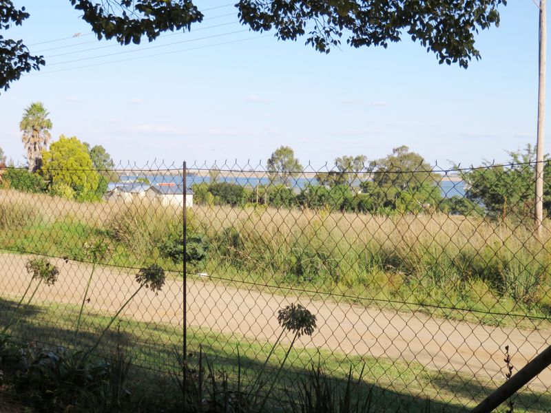 Choose your own final detail on this new-build in Deneysville, Vaal Dam. - Photo 3