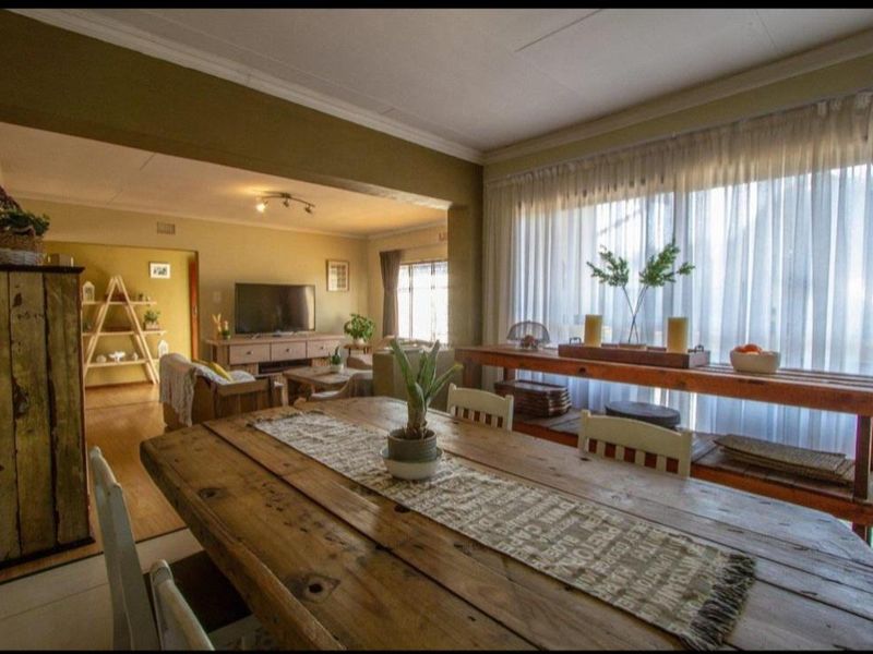 Welcome Home - Photo 6