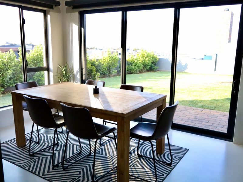 Modern Elegance in the Heart of Schoongezigt Estate - Photo 8