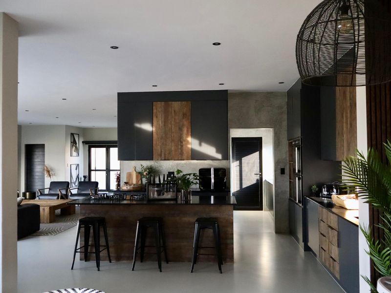 Modern Elegance in the Heart of Schoongezigt Estate - Photo 3