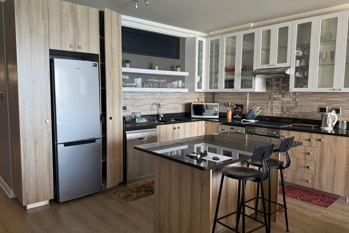 Apartment For Sale In Mossel Bay - Photo 3