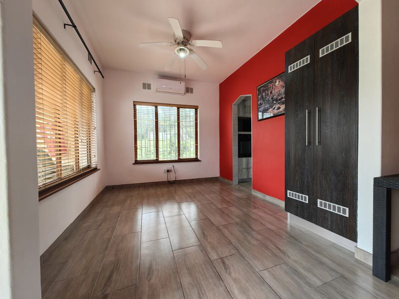 Centrally Located Duplex with Modern Comfort and Convenience - Photo 9