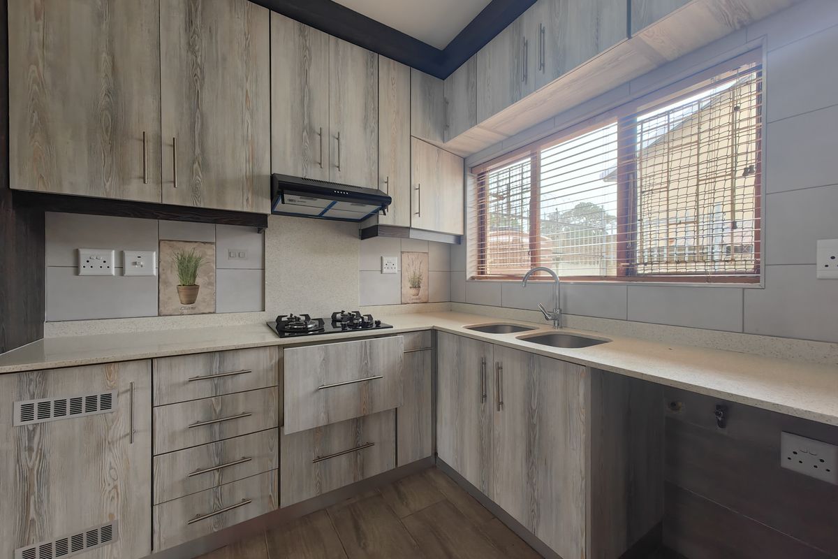 Centrally Located Duplex with Modern Comfort and Convenience - Photo 3