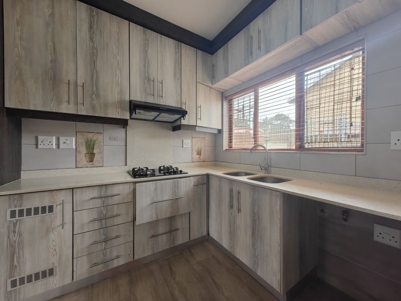 Centrally Located Duplex with Modern Comfort and Convenience - Photo 3