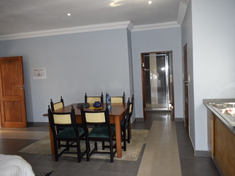 Modern family home for sale in Helderwyk - Photo 9