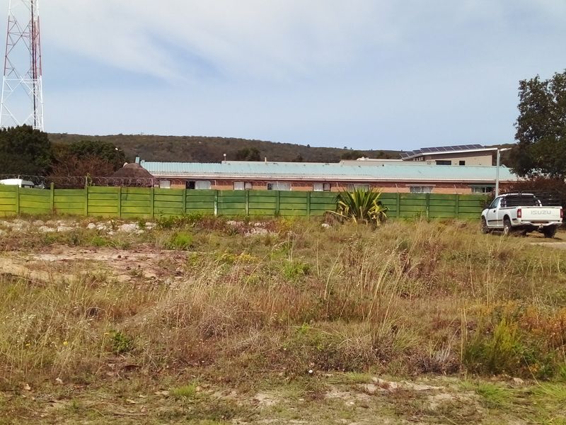 Large Vacant Stand in complex - Photo 5