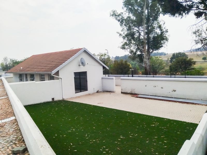 Discover Your Dream Home: 2-Bedroom Apartment in Buccleuch - Photo 3