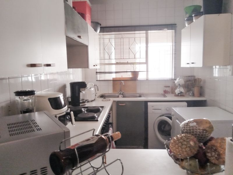 Discover Your Dream Home: 2-Bedroom Apartment in Buccleuch - Photo 8