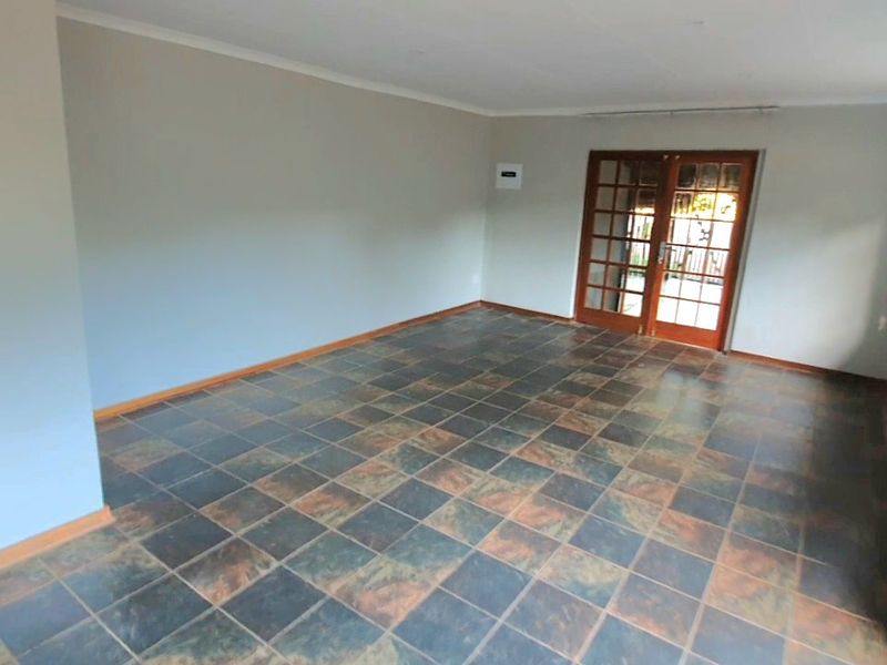 Spacious 3 Bedroom house to rent in CBD, Louis Trichardt - Photo 7