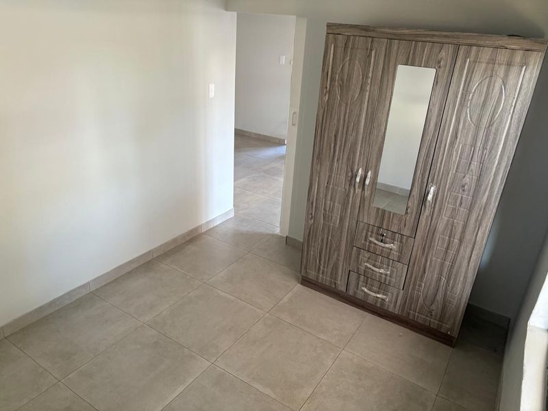 Apartment Rental Monthly In Secunda - Photo 7