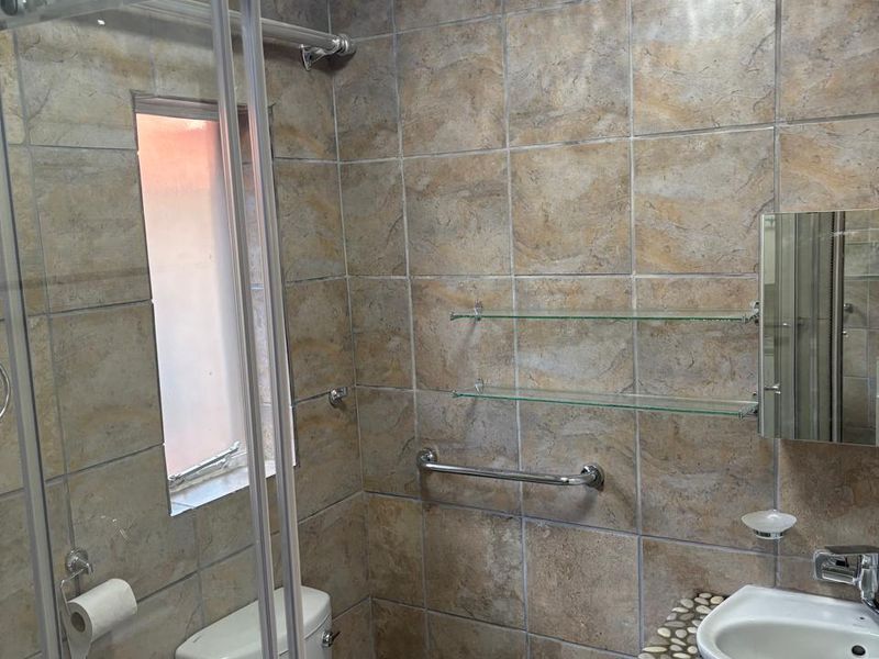 Apartment Rental Monthly In Secunda - Photo 9