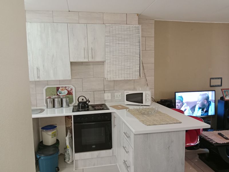 First-time home owners DREAM - Photo 5