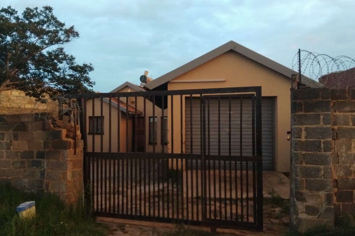 2-Bedroom Home for Sale in Rabie Ridge - Photo 2
