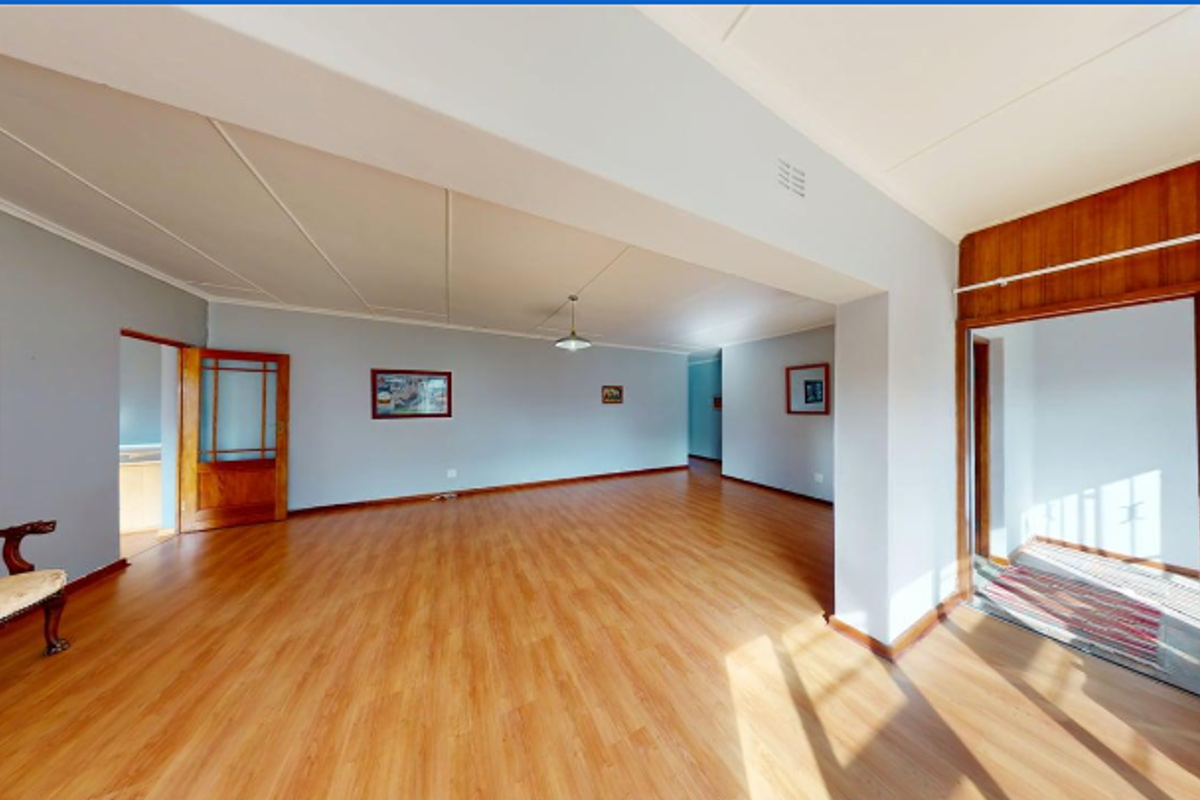 Old World Charm - Photo 5