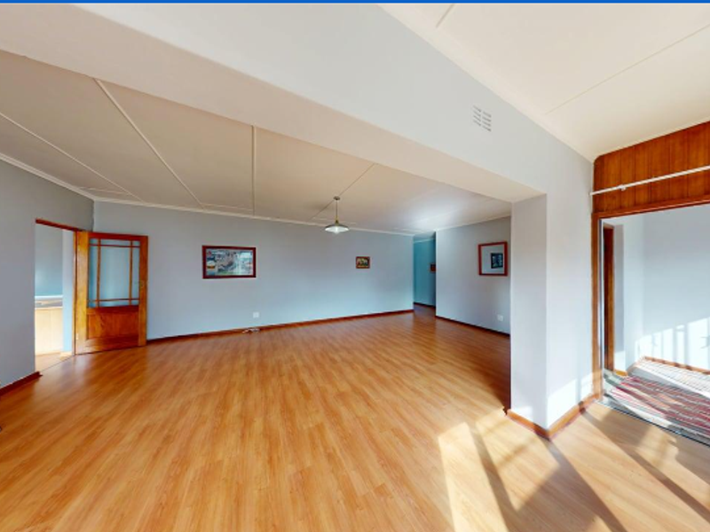 Old World Charm - Photo 5