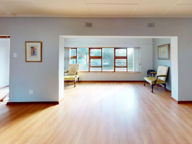 Old World Charm - Photo 4