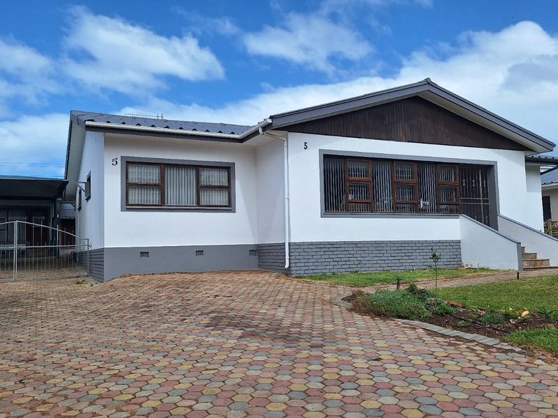 Old World Charm - Photo 2