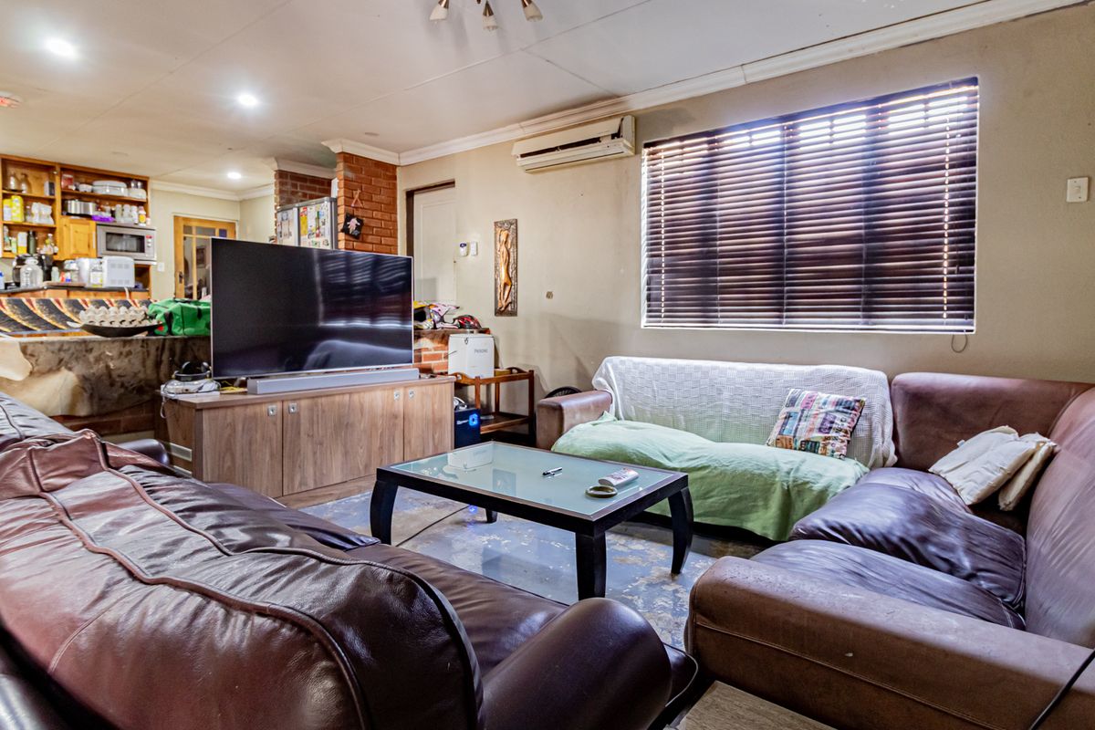 Prime Smallholding with Unbeatable Visibility - Photo 5