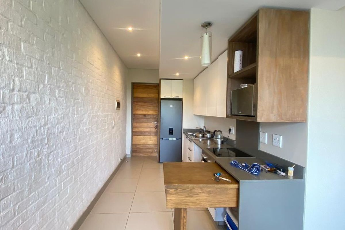 Stunning 2-bedroom apartment for sale in Nieuw Muckleneuk– modern living in a prime location - Photo 2