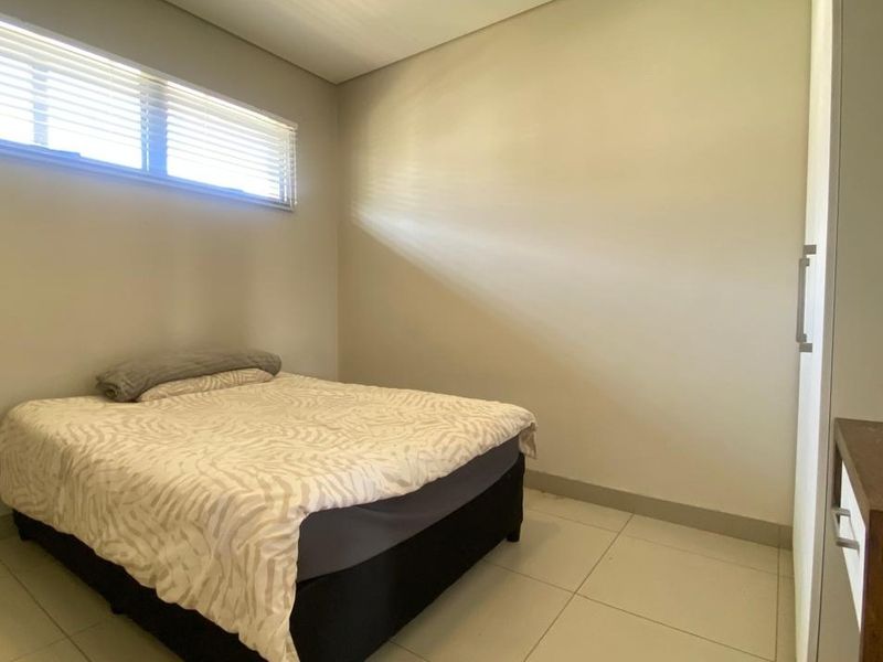 Stunning 2-bedroom apartment for sale in Nieuw Muckleneuk– modern living in a prime location - Photo 9