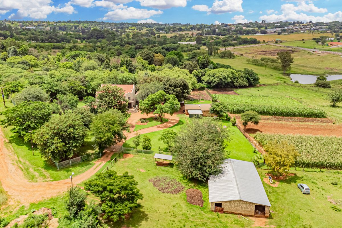 Exquisite Working Small Farm - Photo 3