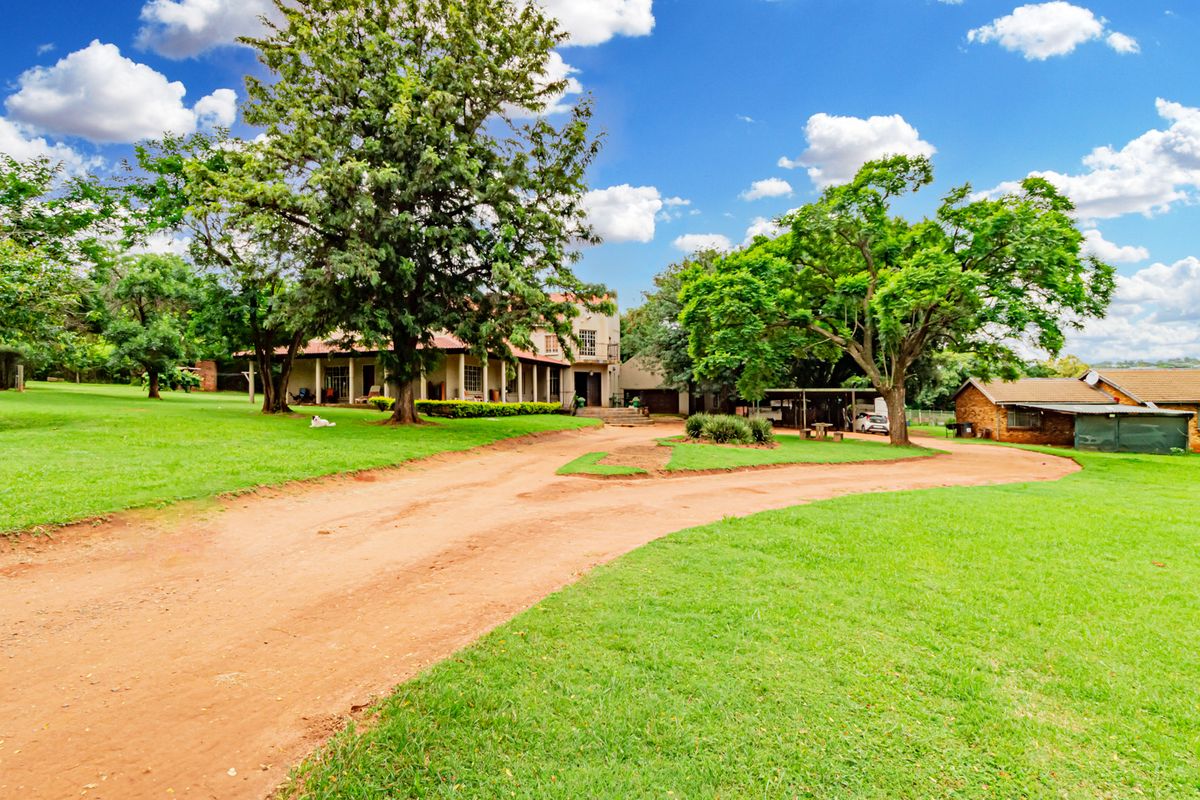 Exquisite Working Small Farm - Photo 5