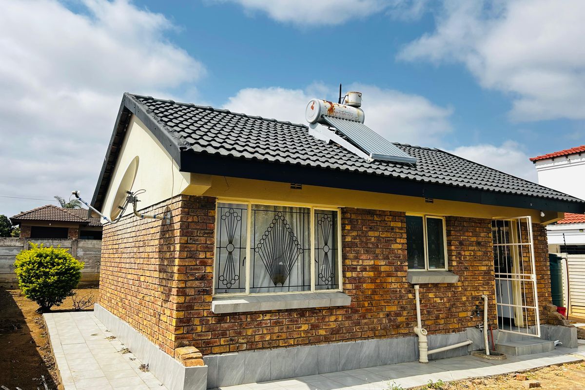 House at Makhado Park for sale Louis Trichardt - Photo 5