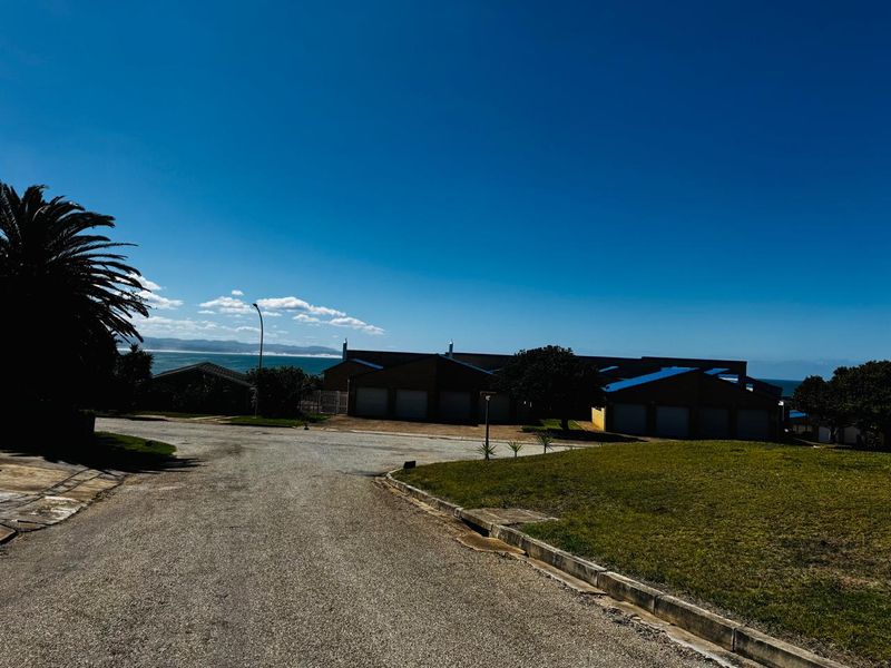 Prime Stand of 681sqm with Stunning Sea Views in Wavecrest, Jeffreys Bay - Photo 6
