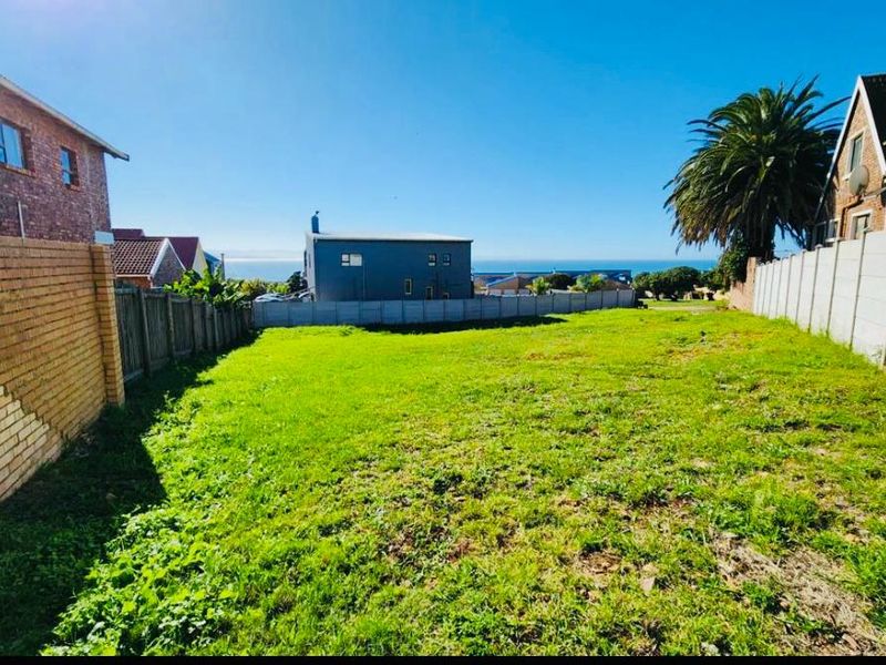 Prime Stand of 681sqm with Stunning Sea Views in Wavecrest, Jeffreys Bay - Photo 2