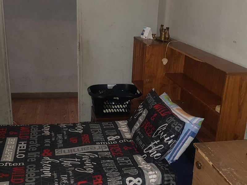 Great Potential, Needs Some TLC! - Photo 5