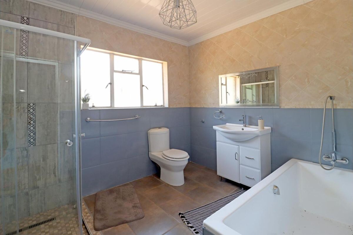 4.2ha Prime Property with Enormous Potential and Summit Road Exposure - No Transfer Duties - Photo 5