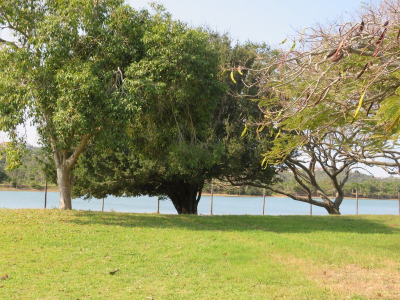 Beautiful Riverfront Plot in a Secure Upmarket Estate in Port Alfred - Photo 2