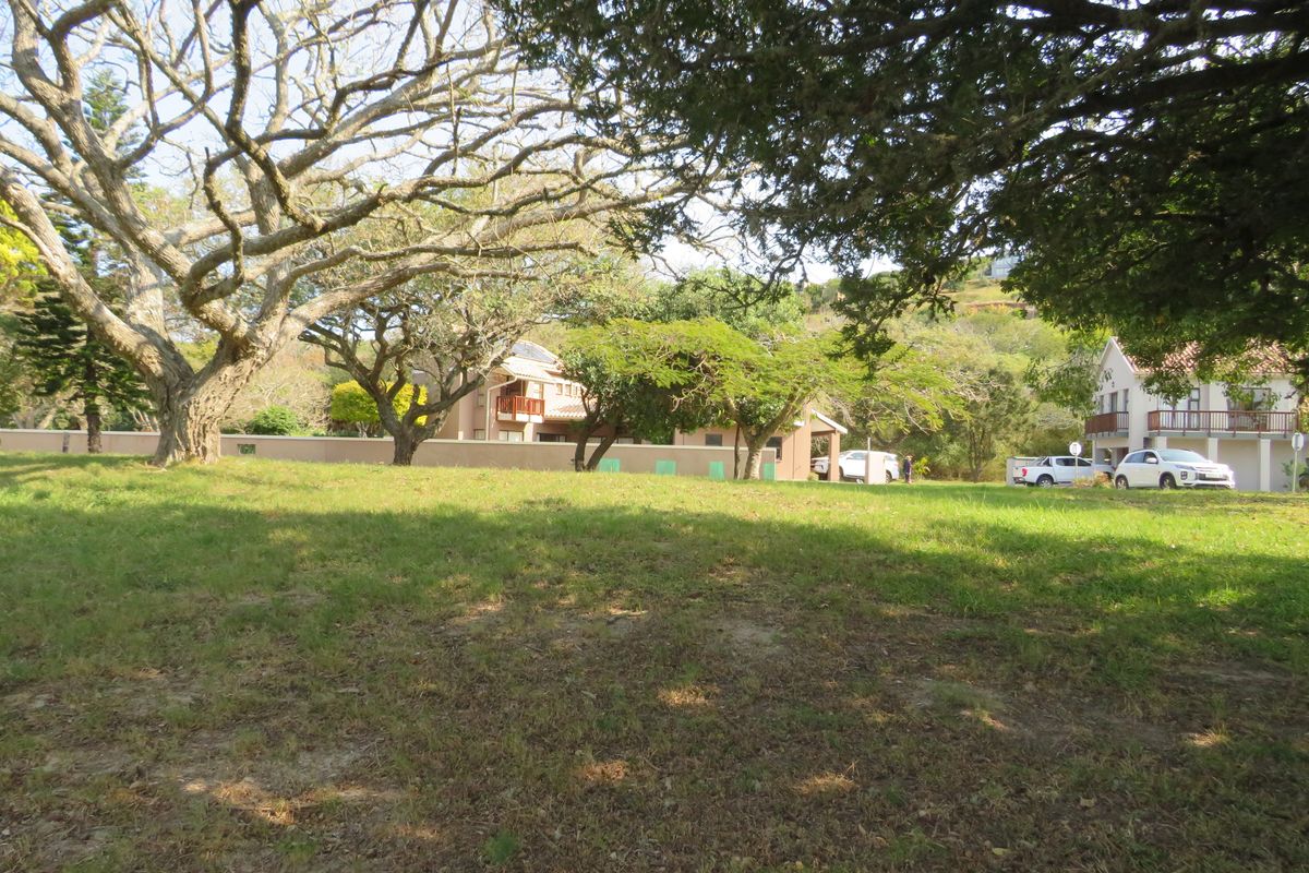 Beautiful Riverfront Plot in a Secure Upmarket Estate in Port Alfred - Photo 4