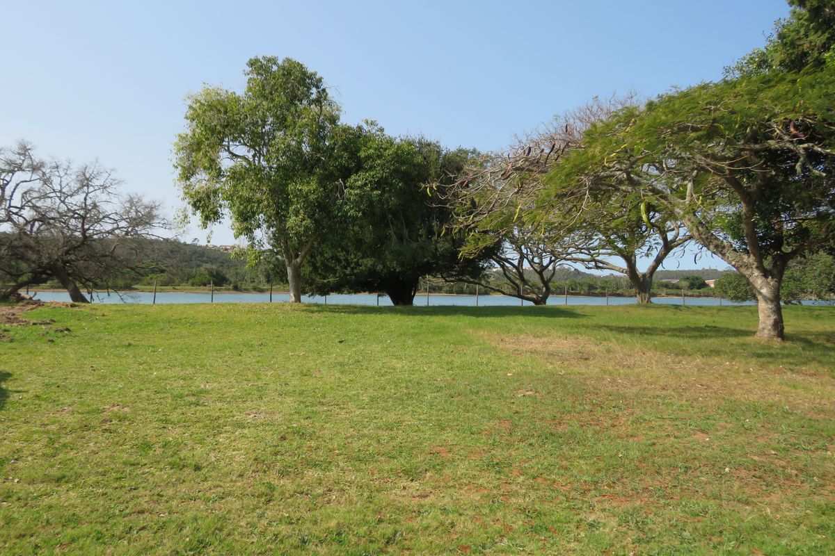 Beautiful Riverfront Plot in a Secure Upmarket Estate in Port Alfred - Photo 3