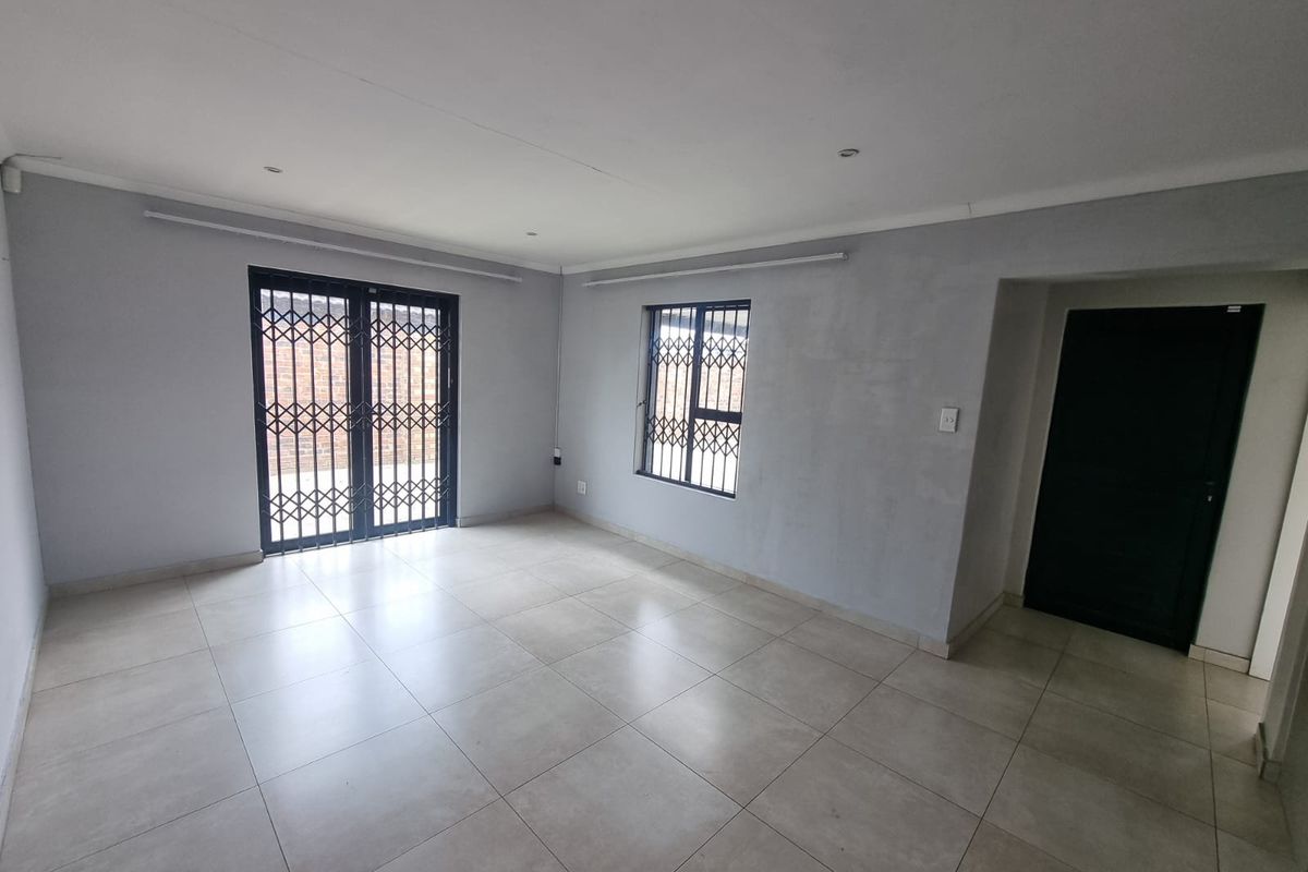 Modern Family Home for Sale in Secunda – Prime Location - Photo 3