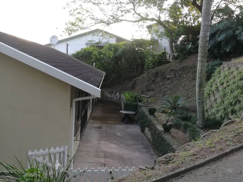 3 Bedroom Spacious Family Home - Photo 1