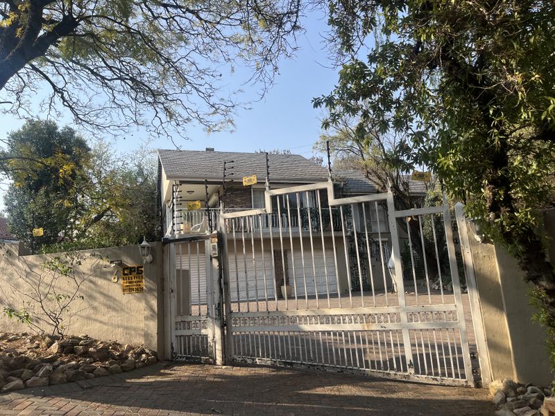 Glenvista Awaits: Your Dream Home - Photo 3